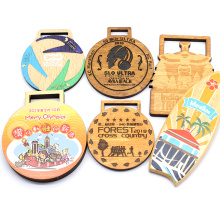 Сувенирная деревянная медаль с лентой для награды спортивного марафонского бега на заказ с гравировкой из дерева